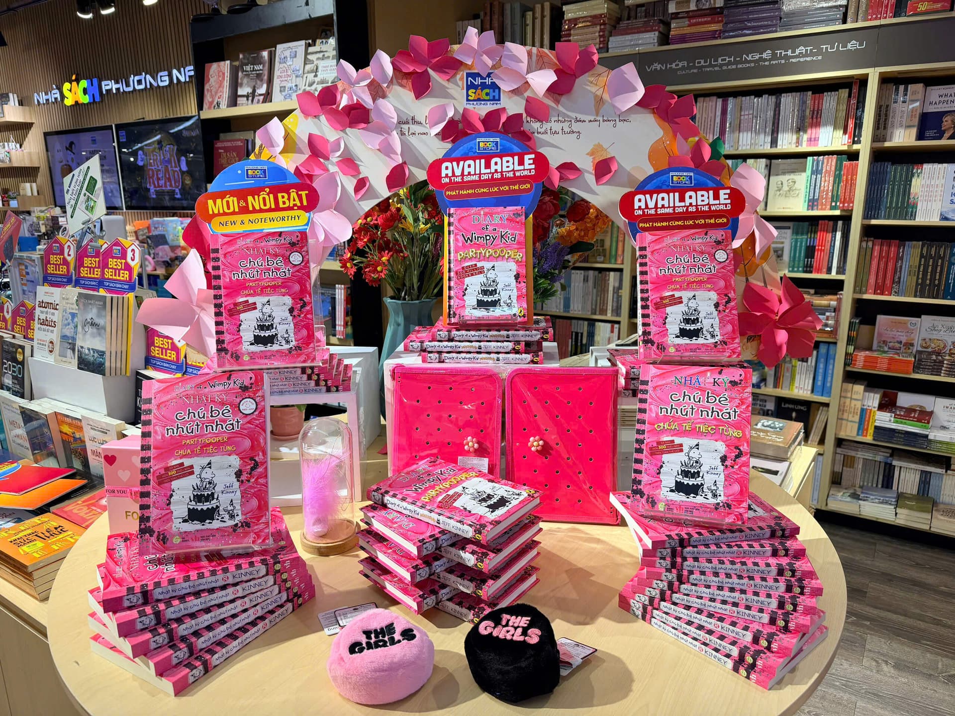 Phuong Nam Bookstore