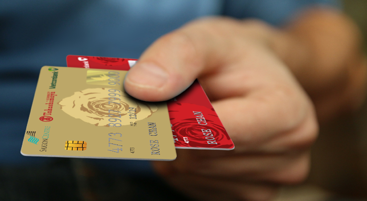 saigon-centre-takashimaya-vietcombank-credit-debit-cards